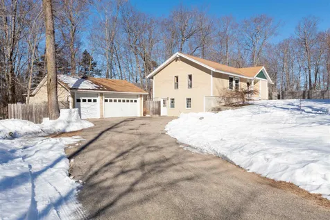 102 Waumbeck Road Wolfeboro NH 03894