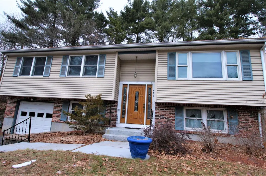 625 West Hollis Street Nashua NH 03062