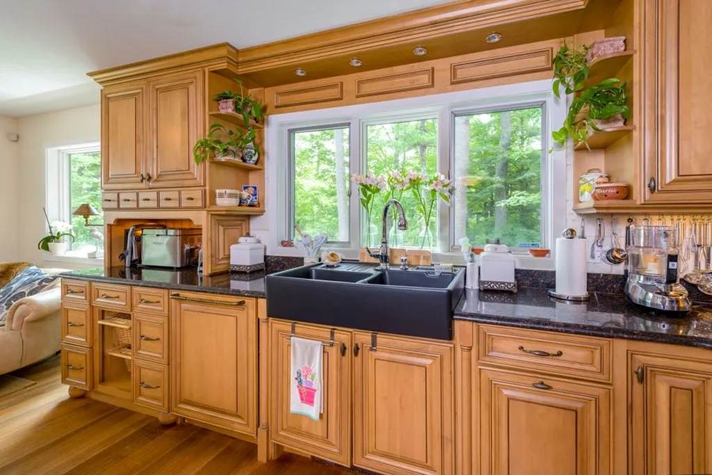 20 Pipers Point Lane Alton NH 03809