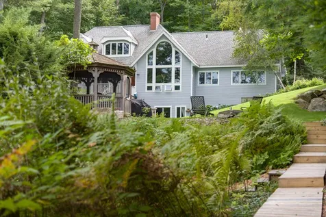 20 Pipers Point Lane Alton NH 03809