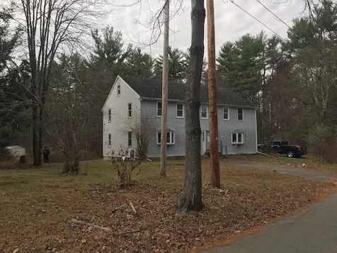 18 Woods Avenue Londonderry NH 03053