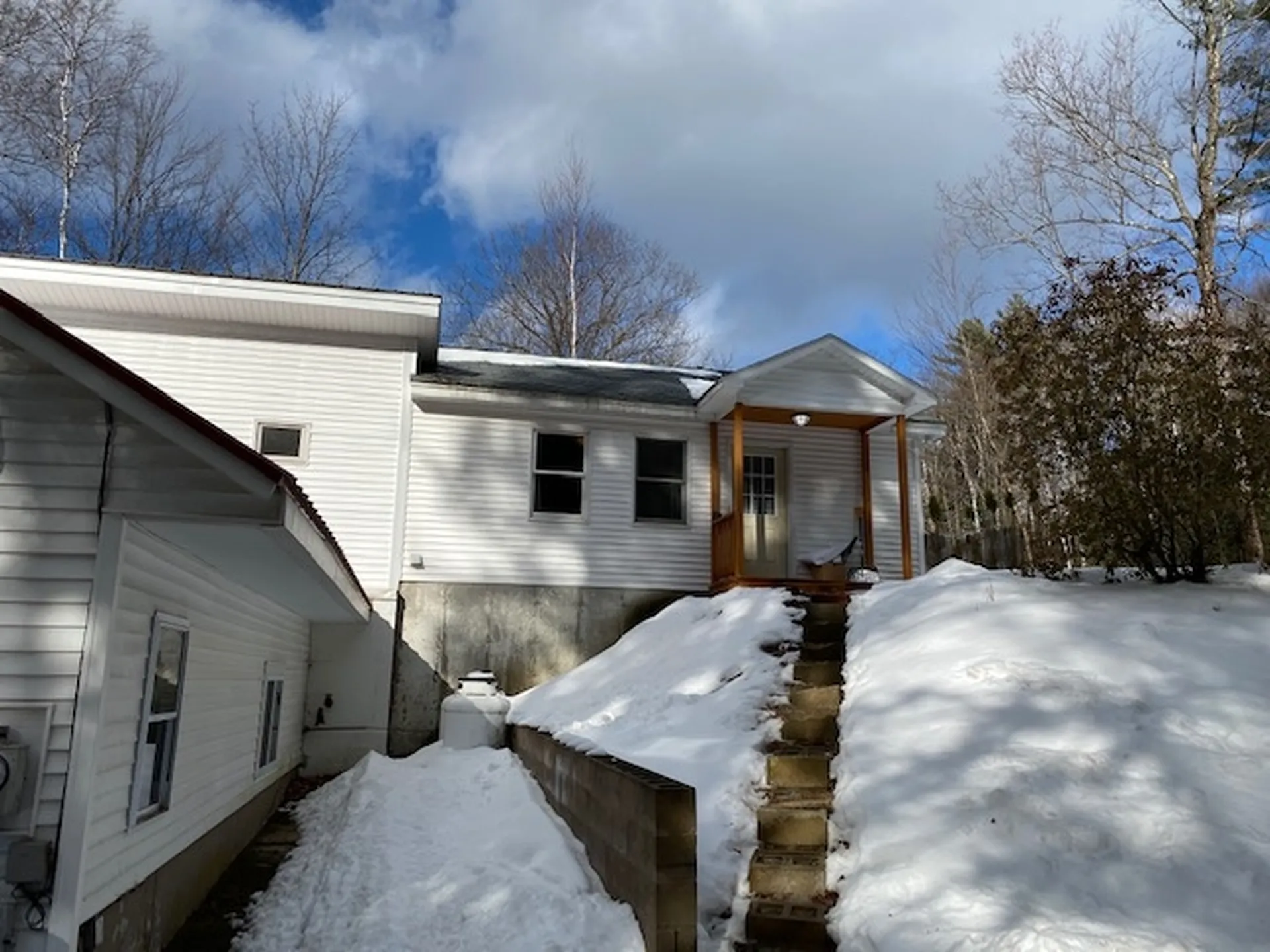 71 Province Road Belmont NH 03220