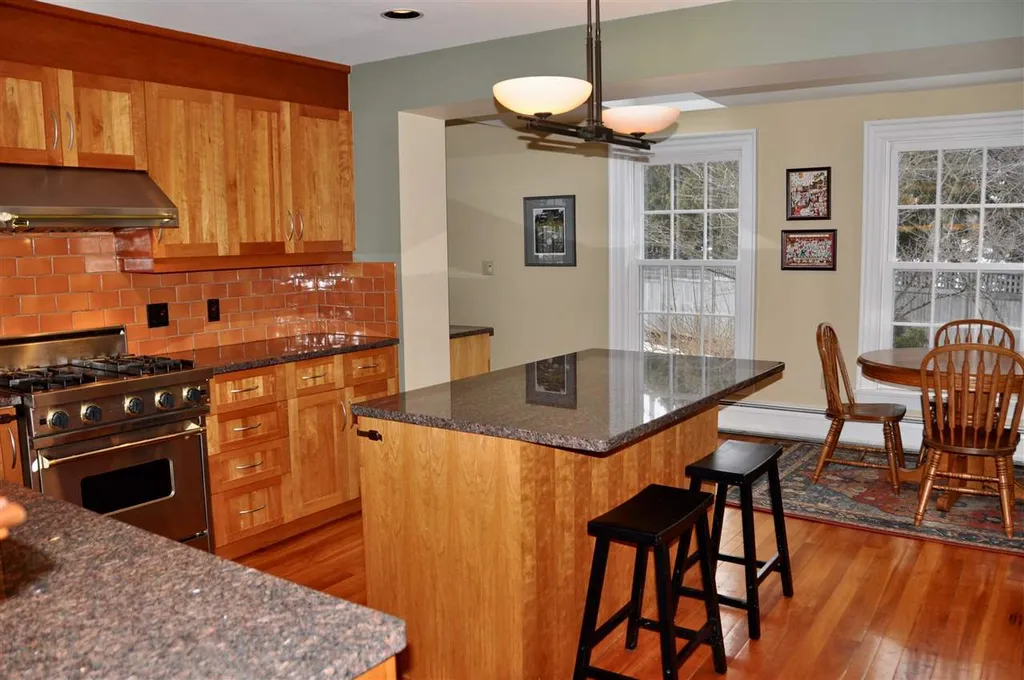32 Morningside Drive Middlebury VT 05753