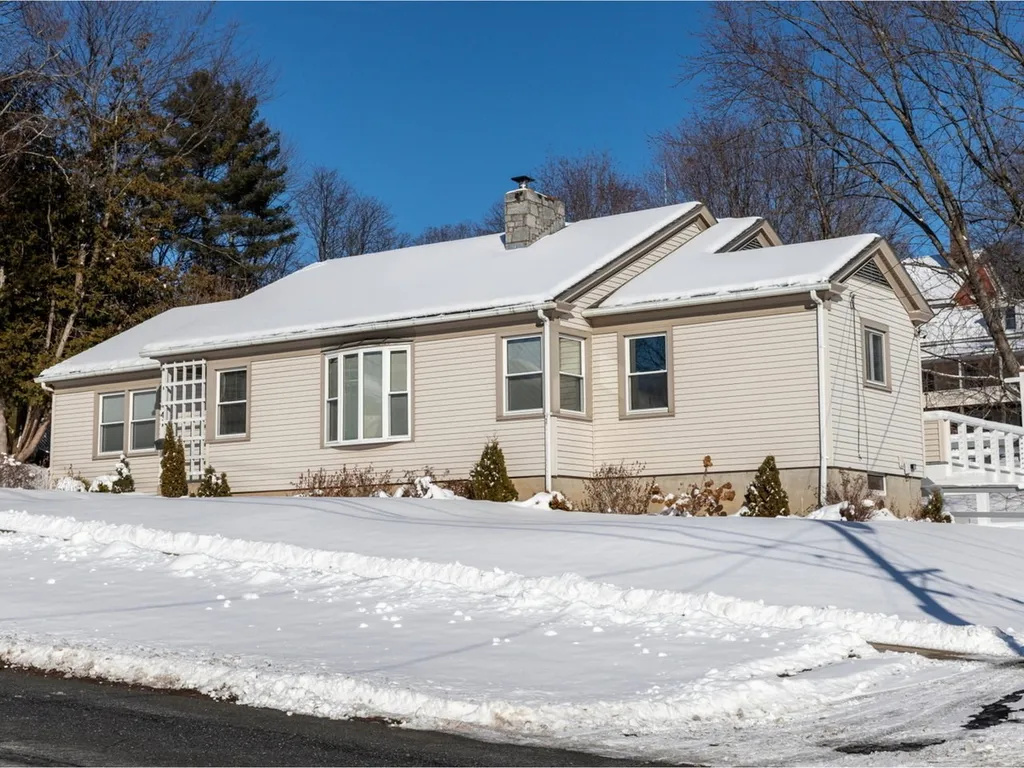 41 South Water Street Vergennes VT 05491
