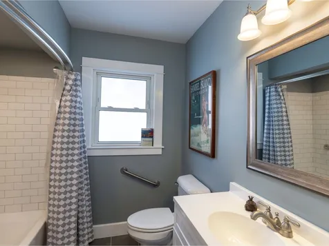 41 South Water Street Vergennes VT 05491