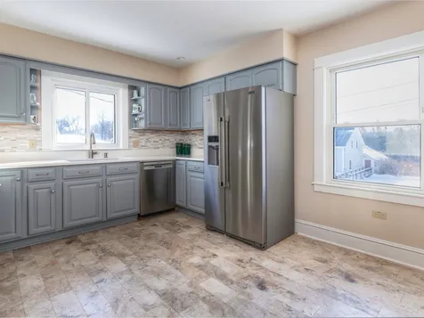 41 South Water Street Vergennes VT 05491