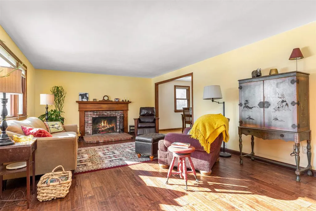 55 South Road North Hampton NH 03862