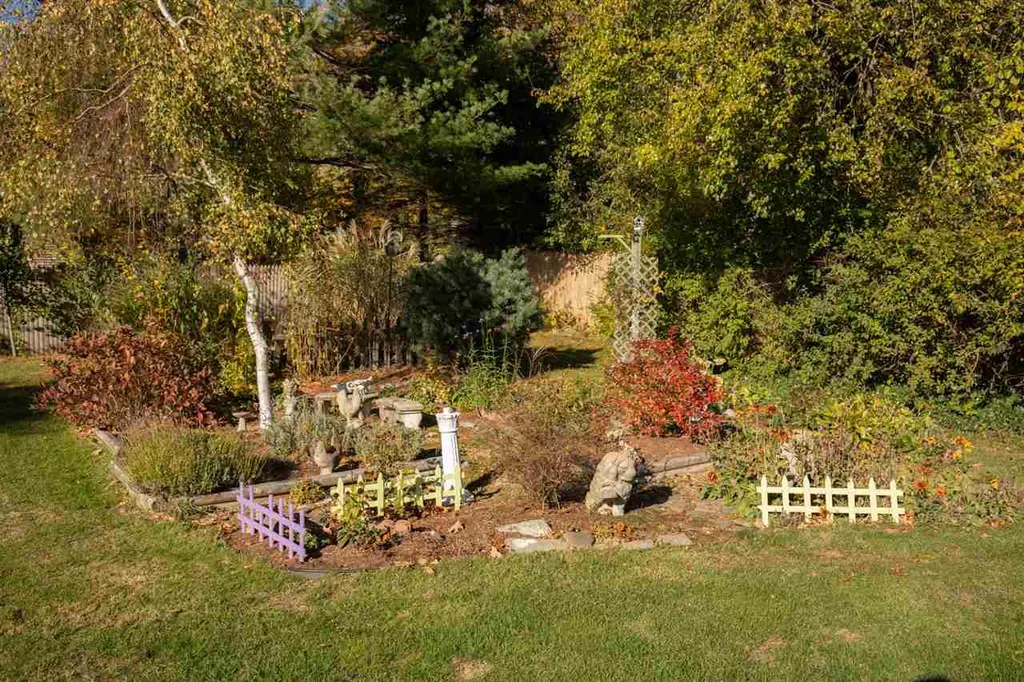 55 South Road North Hampton NH 03862