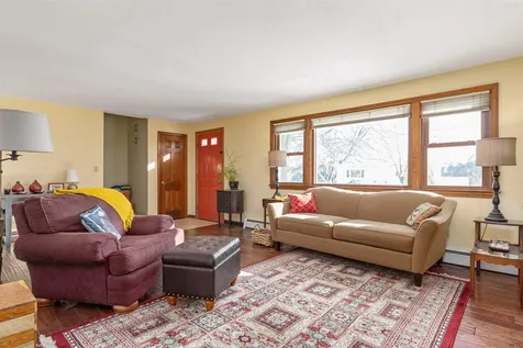 55 South Road North Hampton NH 03862