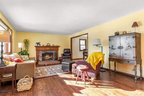 55 South Road North Hampton NH 03862