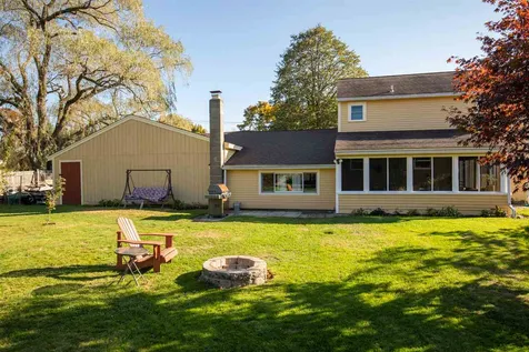 55 South Road North Hampton NH 03862