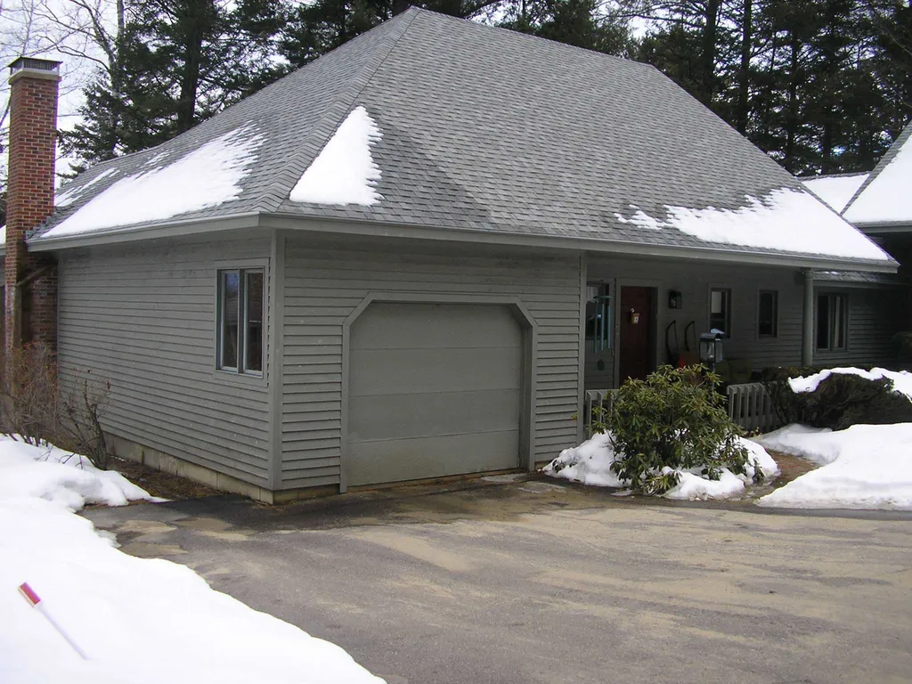 15 Eagle Ridge Road Center Harbor NH 03226