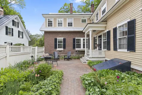 21 Mountain Avenue Woodstock VT 05091