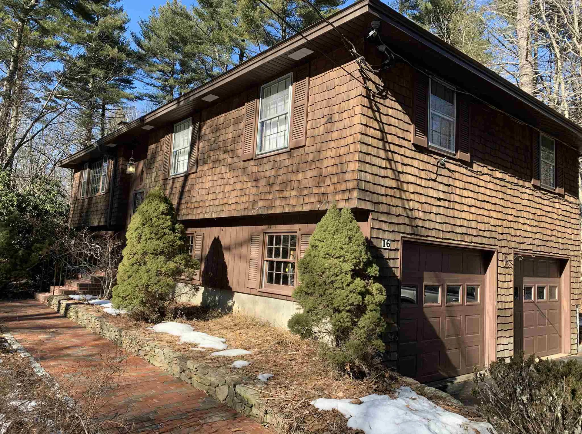 16 Griffiths Drive Durham NH 03824