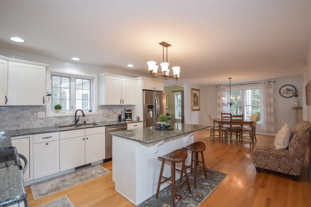 49 Quaker Lane Dover NH 03820