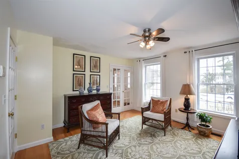 49 Quaker Lane Dover NH 03820
