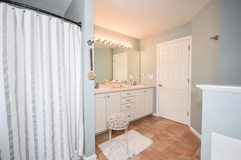 49 Quaker Lane Dover NH 03820