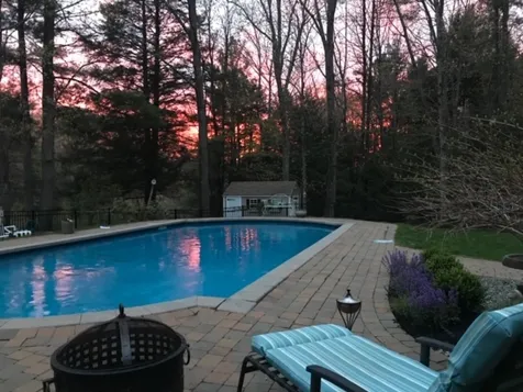49 Quaker Lane Dover NH 03820