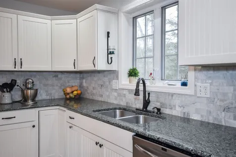 49 Quaker Lane Dover NH 03820