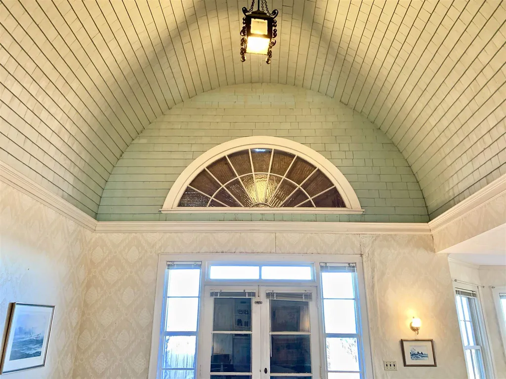 90 Ocean Boulevard North Hampton NH 03862