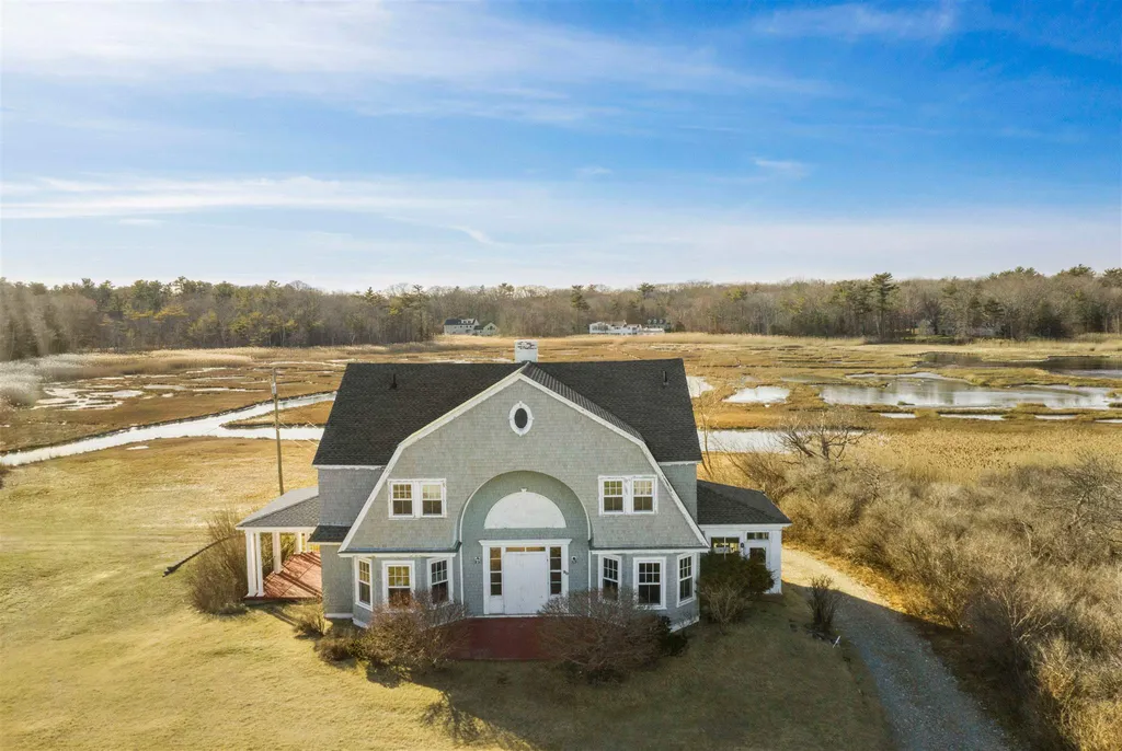 90 Ocean Boulevard North Hampton NH 03862