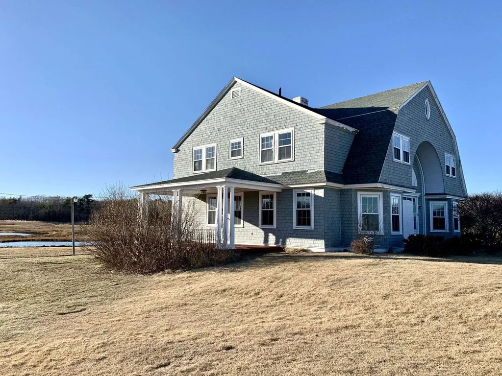 90 Ocean Boulevard North Hampton NH 03862