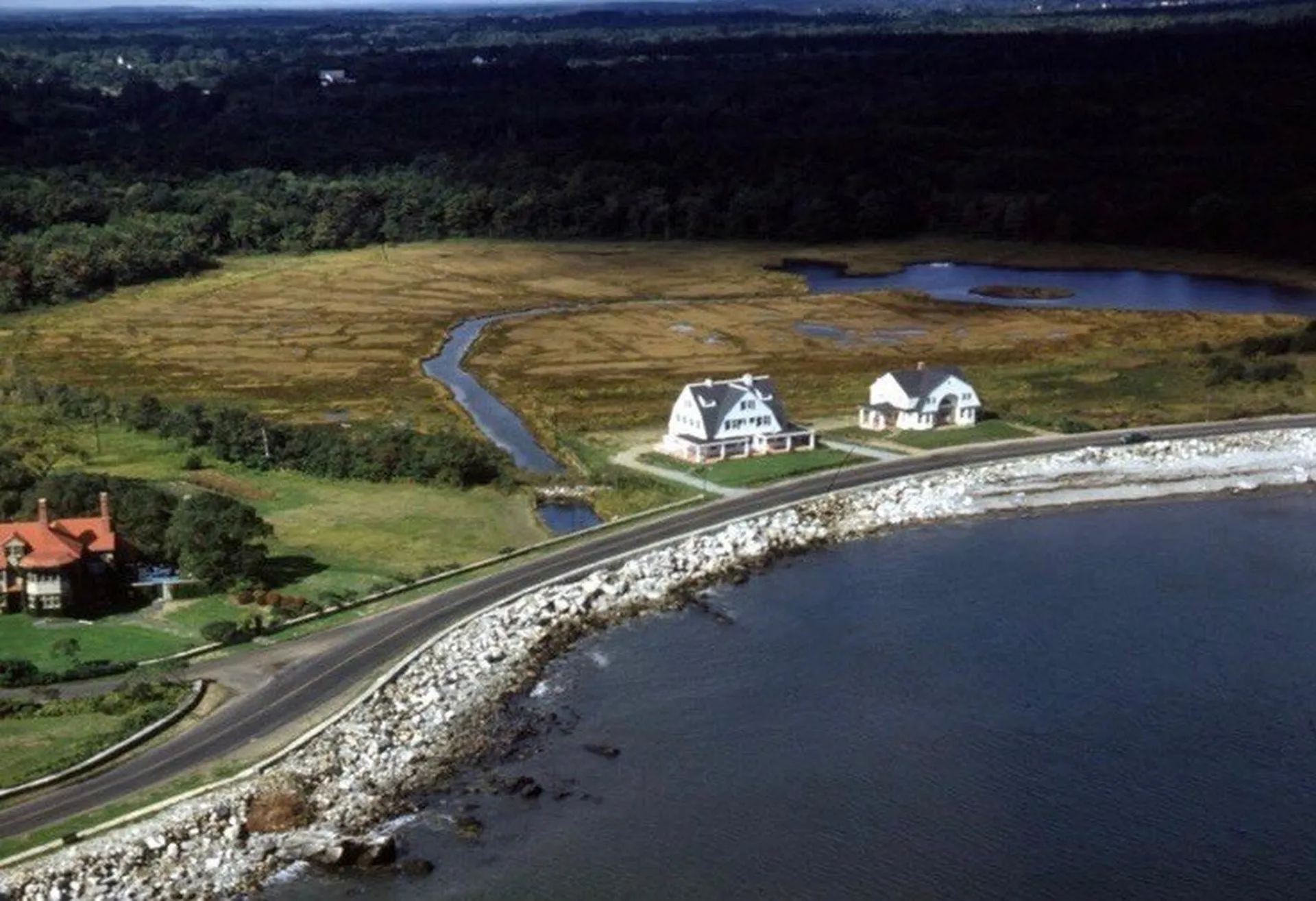 90 Ocean Boulevard North Hampton NH 03862