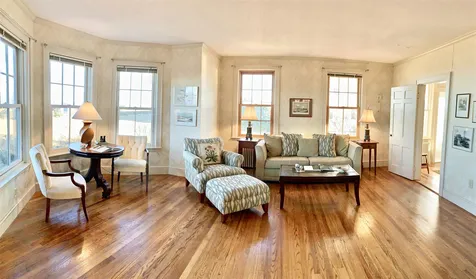 90 Ocean Boulevard North Hampton NH 03862