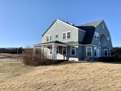 90 Ocean Boulevard North Hampton NH 03862