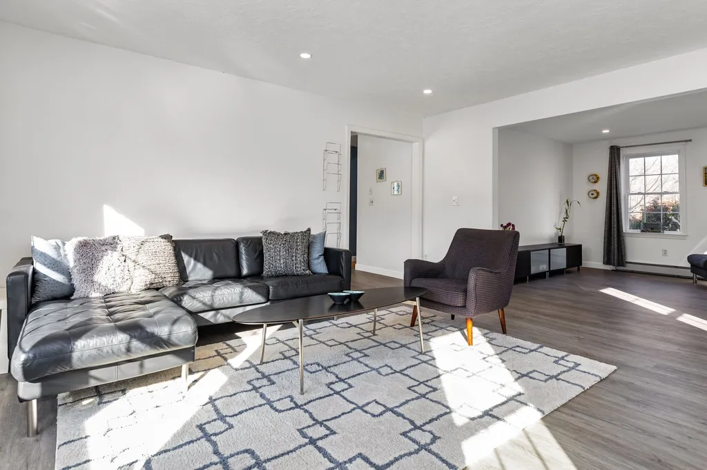 3 Clay Lane Lee NH 03861