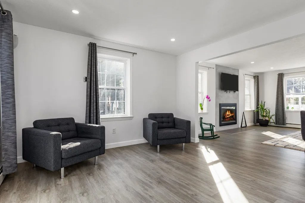 3 Clay Lane Lee NH 03861