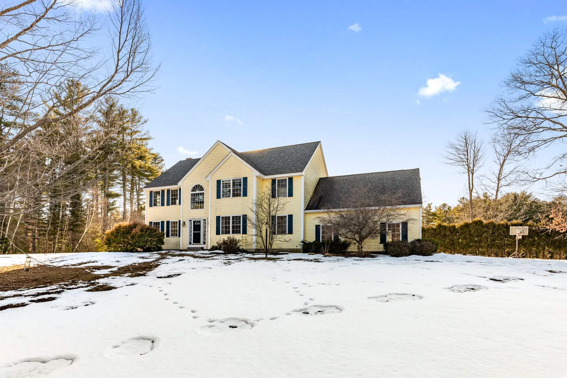 3 Clay Lane Lee NH 03861