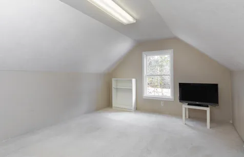 3 Clay Lane Lee NH 03861