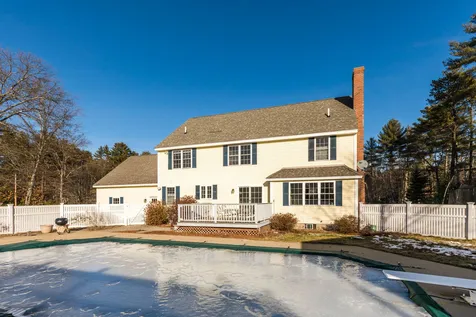 3 Clay Lane Lee NH 03861