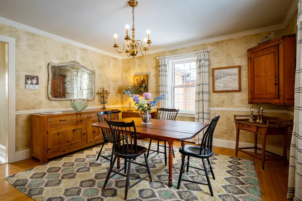 962 Bean Road Charlotte VT 05445