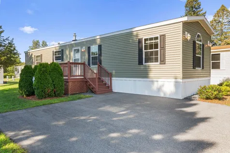 29 Desfosses Avenue Portsmouth NH 03801