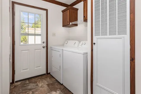29 Desfosses Avenue Portsmouth NH 03801
