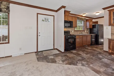 29 Desfosses Avenue Portsmouth NH 03801