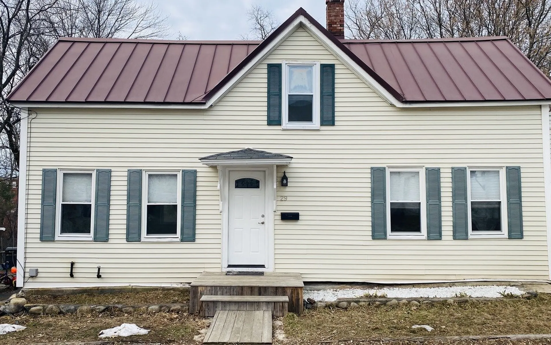 29 Ferry Street Allenstown NH 03275