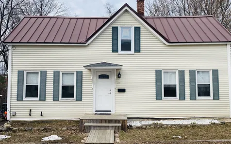 29 Ferry Street Allenstown NH 03275