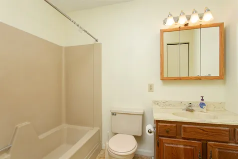 10 Hayes Avenue South Burlington VT 05403