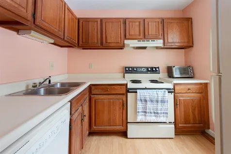 10 Hayes Avenue South Burlington VT 05403