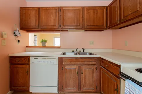 10 Hayes Avenue South Burlington VT 05403