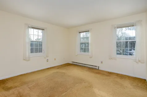 10 Hayes Avenue South Burlington VT 05403