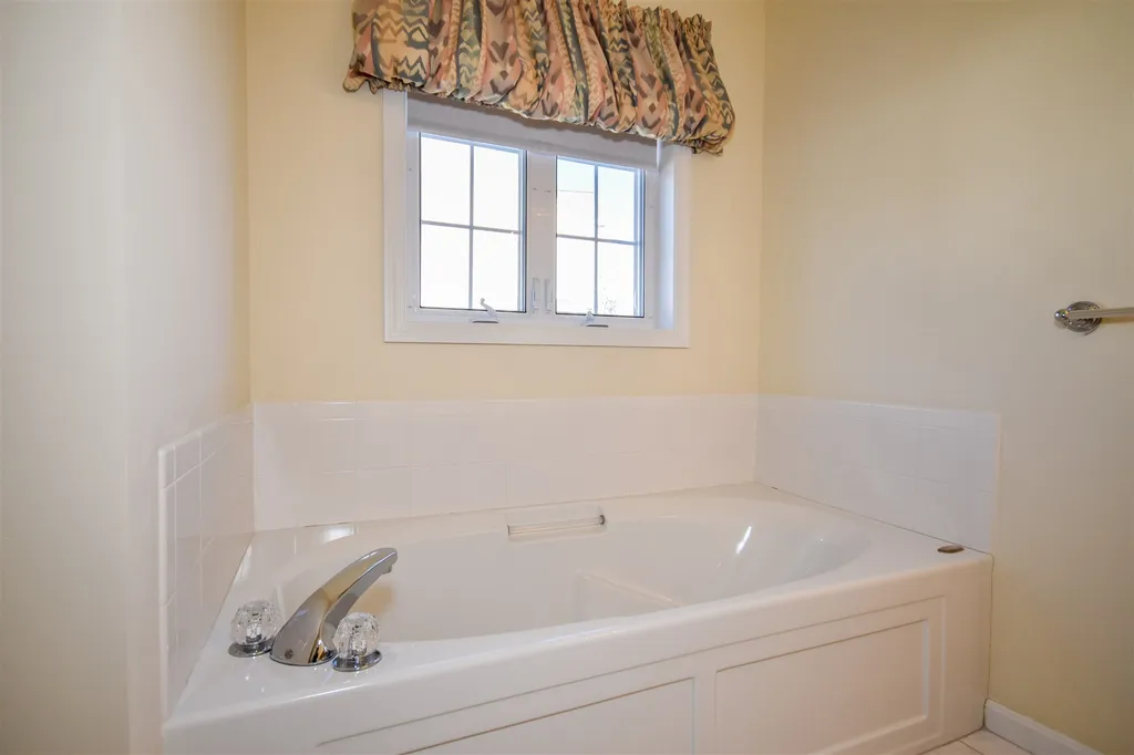 51 Augusta Way Dover NH 03820