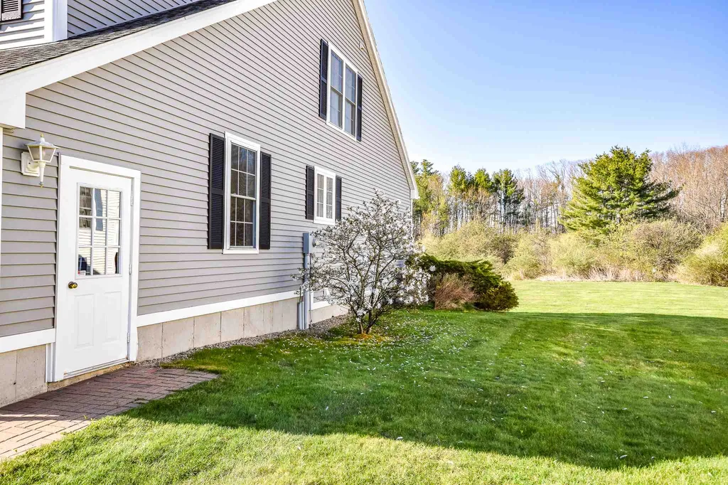 51 Augusta Way Dover NH 03820