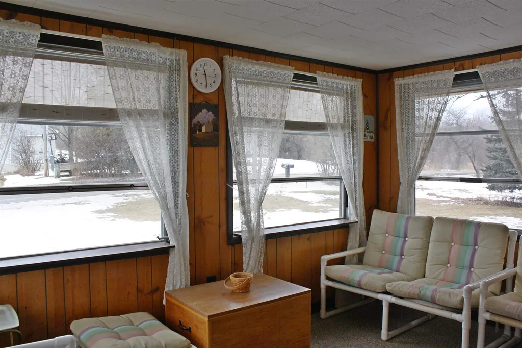 746 North Bingham Street Cornwall VT 05753