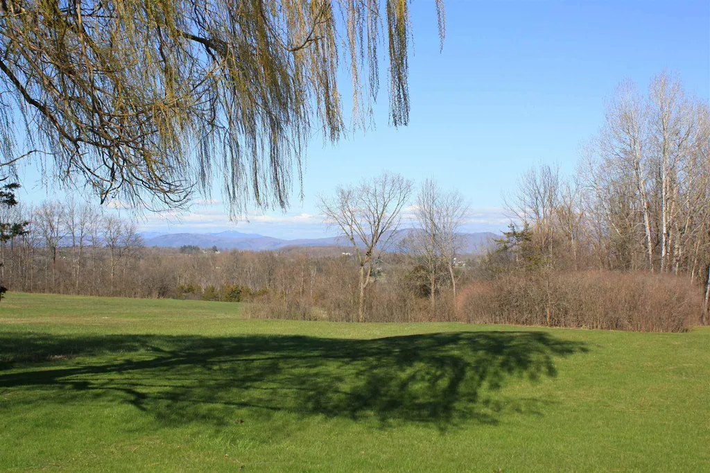 746 North Bingham Street Cornwall VT 05753