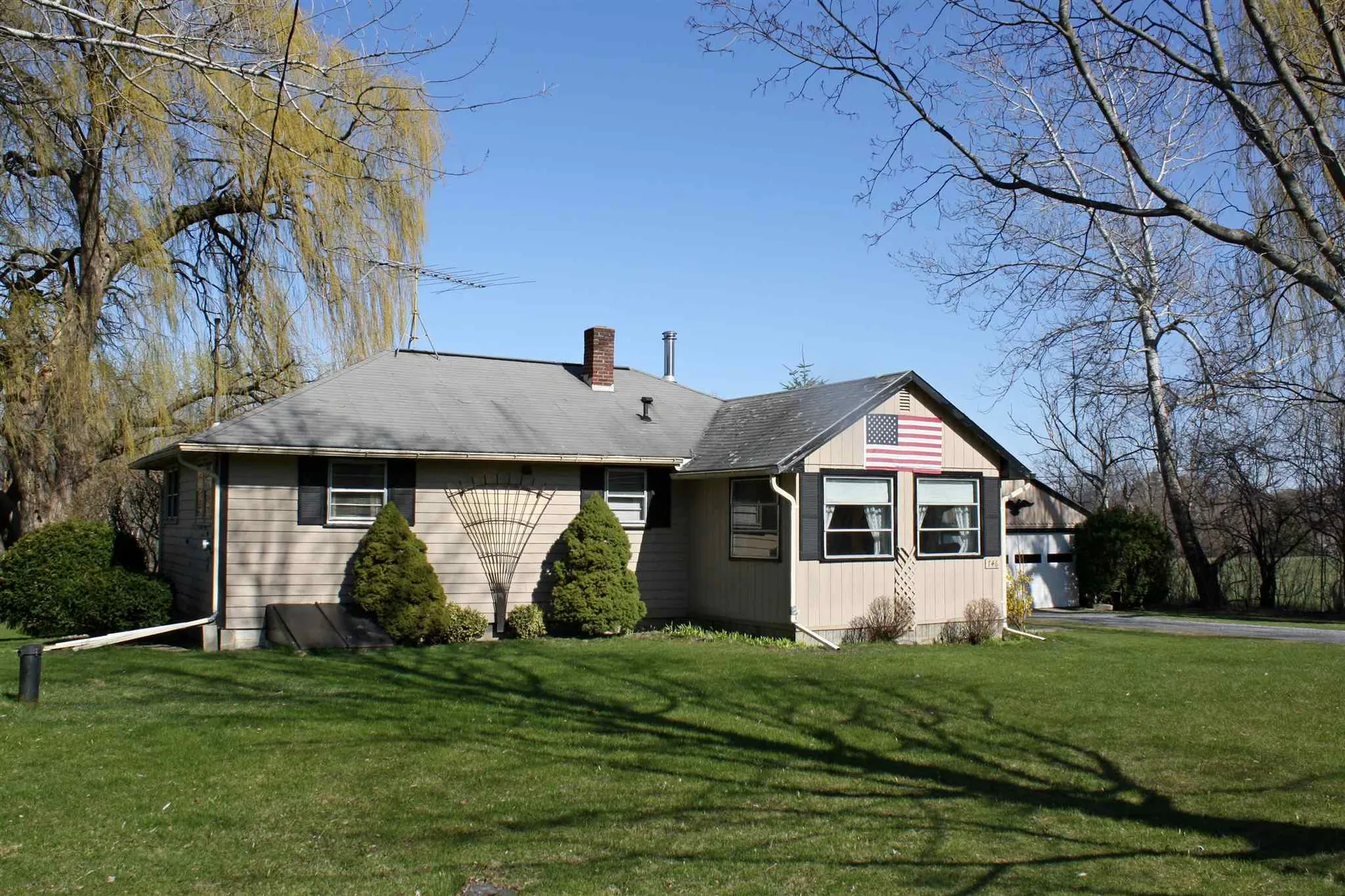 746 North Bingham Street Cornwall VT 05753