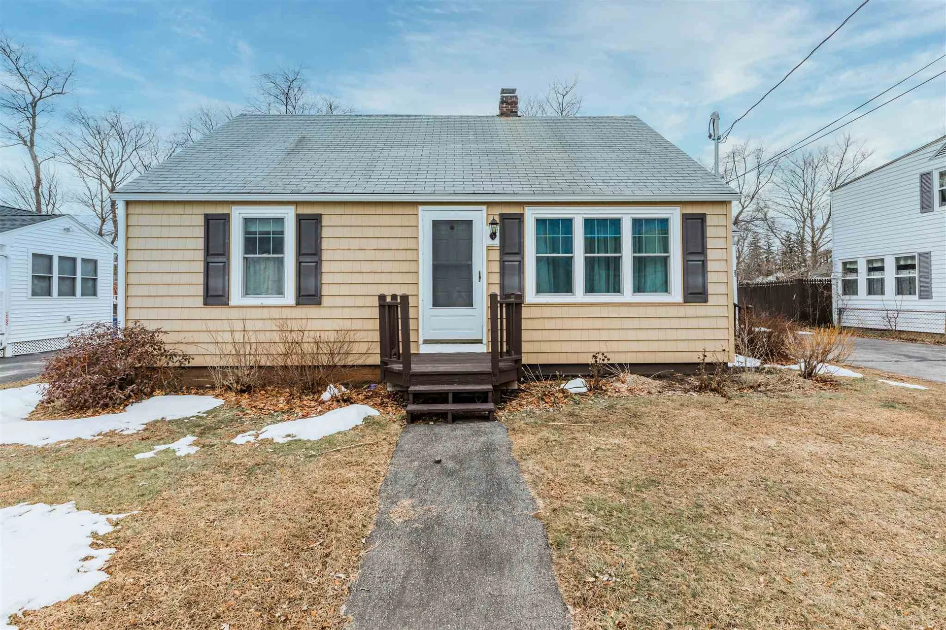 25 Davis Street Somersworth NH 03878